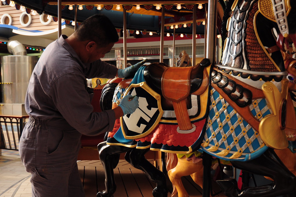 Carnival Advises Texas Cruise Passengers to Expect Traffic Delays Carnival Advises Texas Cruise Passengers to Expect Traffic Delays