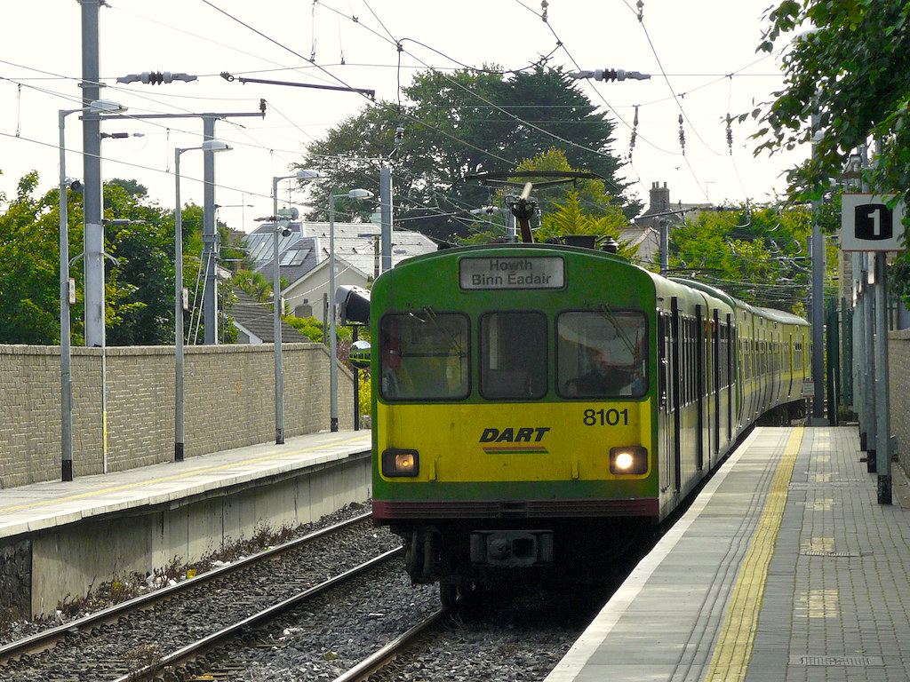 dart-rail-works-to-disrupt-bank-holiday-travel-in-dublin Dart Rail Works to Disrupt Bank Holiday Travel in Dublin