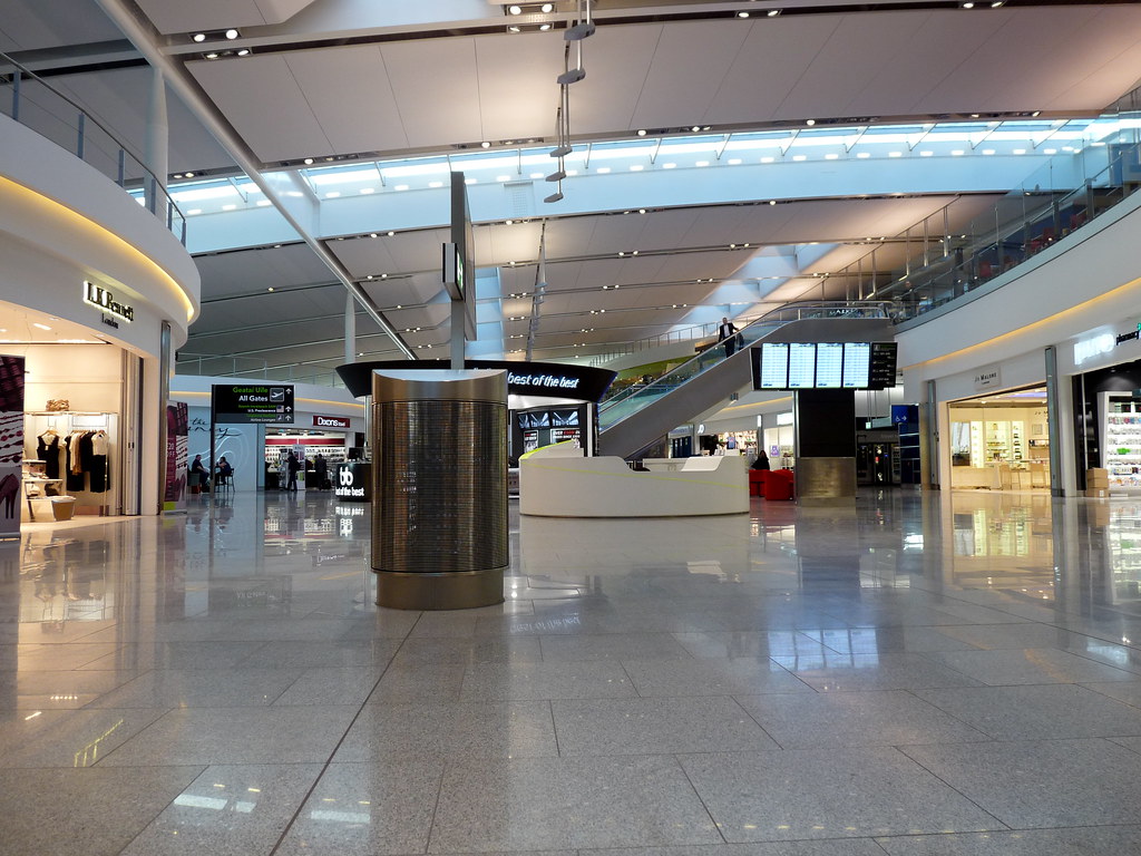Dublin Airport Welcomes Returning Flotilla Activists Dublin Airport Welcomes Returning Flotilla Activists