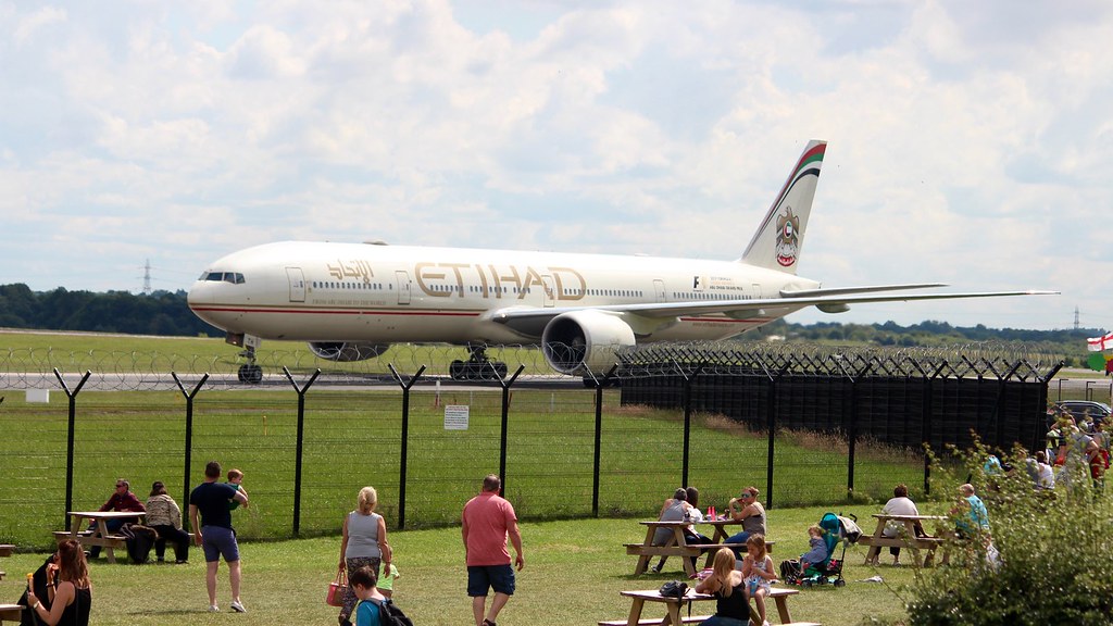 Etihad Launches 30% Discount on Economy and Business Class Fares Etihad Launches 30% Discount on Economy and Business Class Fares