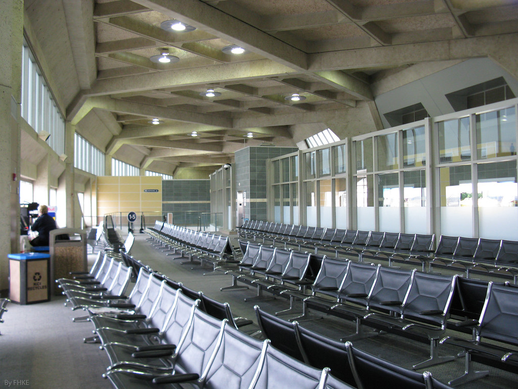 Flight Delays and Cancellations Disrupt Kansas City Airport and U.S. Airlines Flight Delays and Cancellations Disrupt Kansas City Airport and U.S. Airlines