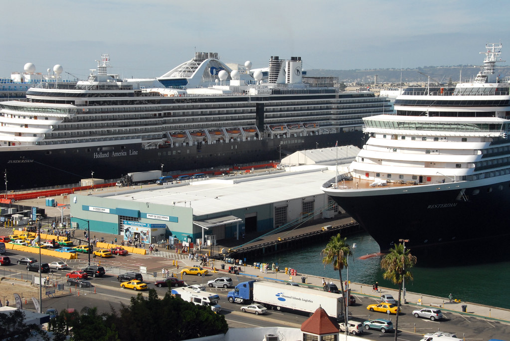 Hantavirus Cruise Ship Docked at Rotterdam Triggers U.S. Quarantine and Disinfection Hantavirus Cruise Ship Docked at Rotterdam Triggers U.S. Quarantine and Disinfection