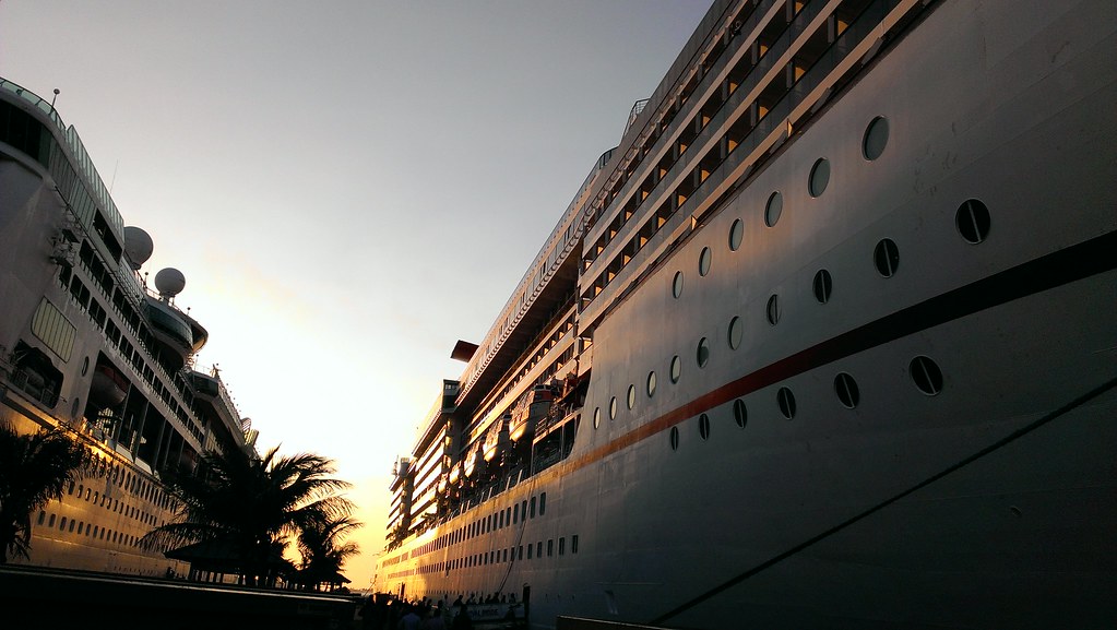 Huge Price Drop Announced for Australian Cruise Deals Huge Price Drop Announced for Australian Cruise Deals