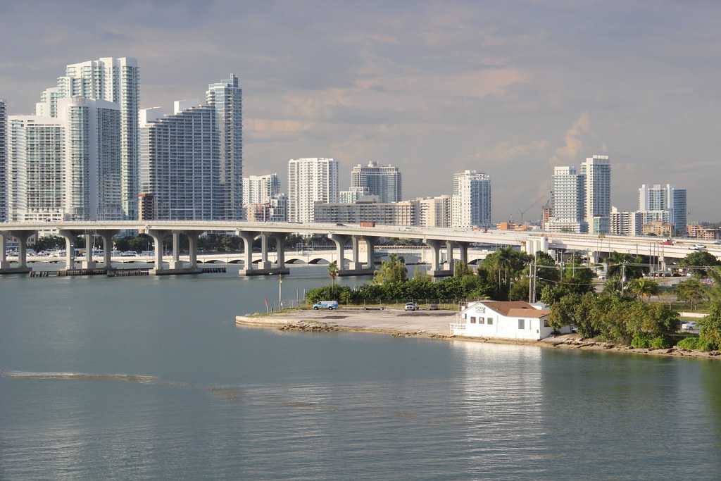 Miami Leads AI Cruise Tech Revolution Impacting U.S. Travelers Miami Leads AI Cruise Tech Revolution Impacting U.S. Travelers