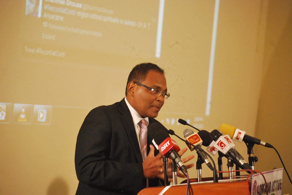 ANURA PEIRIS Singapore Sets Record in MICE Tourism with Informa Partnership
