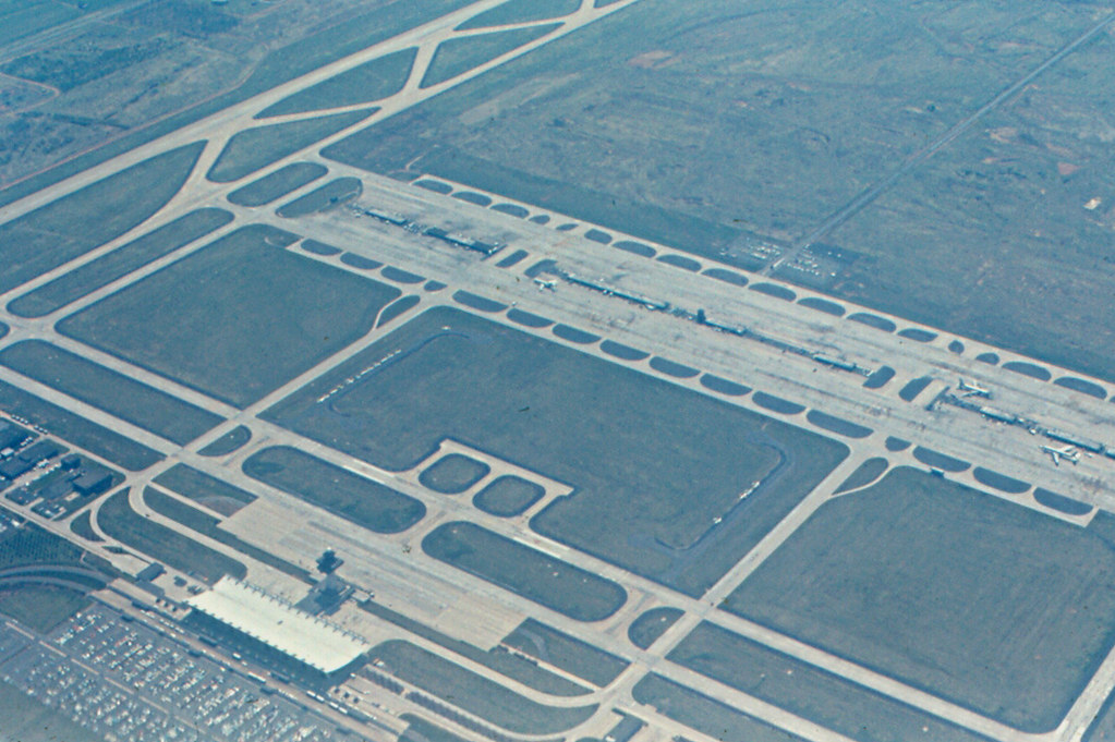 Washington Dulles airport delays disrupt transatlantic flights Washington Dulles airport delays disrupt transatlantic flights