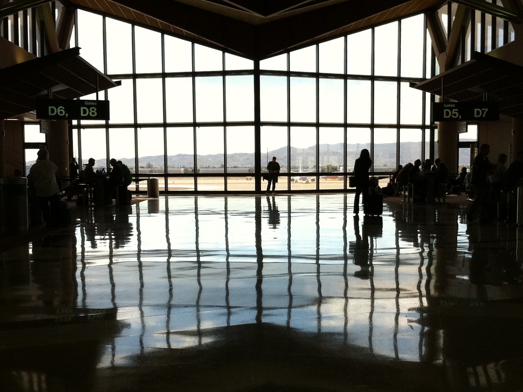 american-airlines-cuts-two-routes-from-phoenix-hub American Airlines Cuts Two Routes from Phoenix Hub