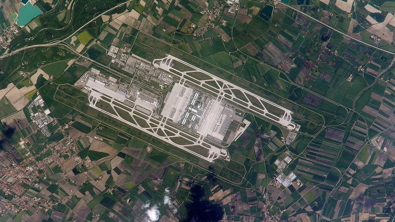 Flight Delays and Cancellations Disrupt Operations at Frankfurt, Munich, and Berlin Flight Delays and Cancellations Disrupt Operations at Frankfurt, Munich, and Berlin