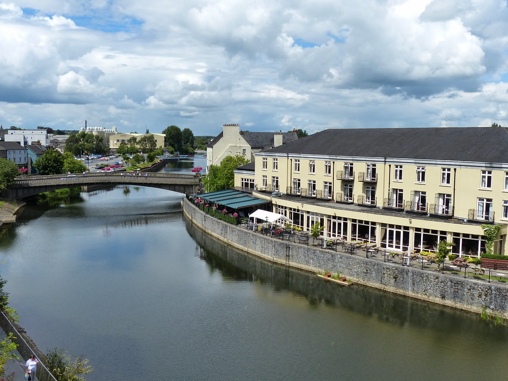 Get Tickets for Down To Business Live at Kilkenny River Court Hotel Get Tickets for Down To Business Live at Kilkenny River Court Hotel