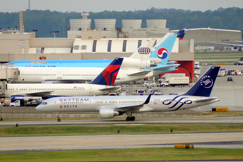 (C) JL Johnson JLsBlog.com KLM Continues Middle East Flight Suspension Until Mid-Summer 2026