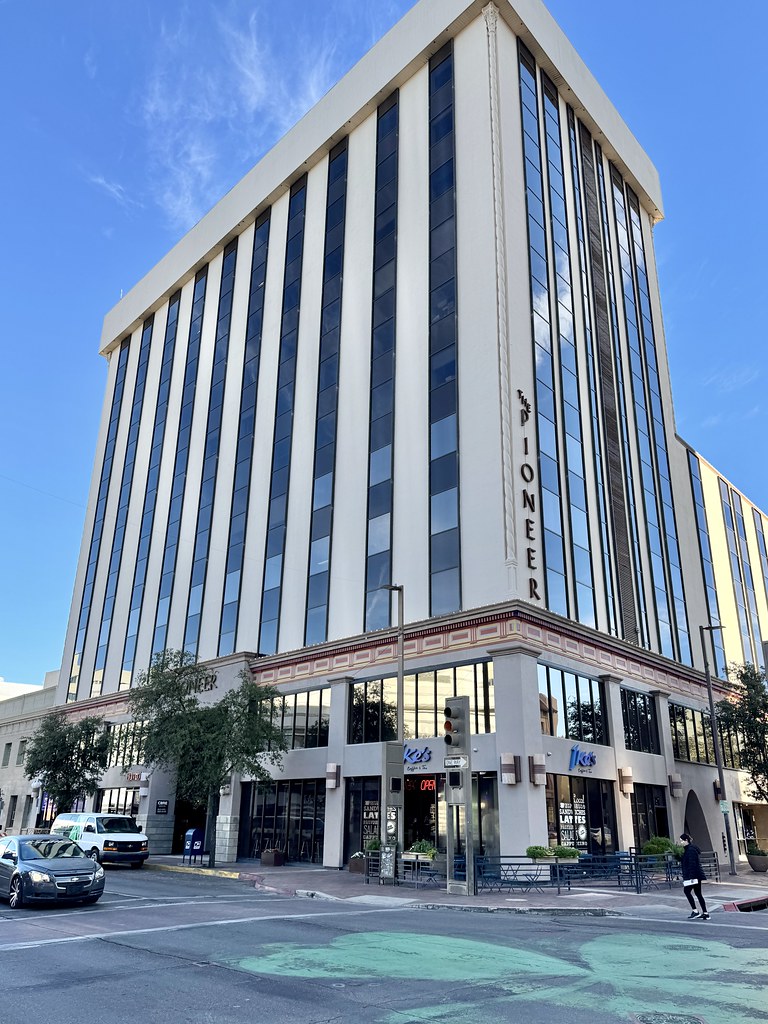 LivAway Suites Opens Third Hotel in Arizona LivAway Suites Opens Third Hotel in Arizona