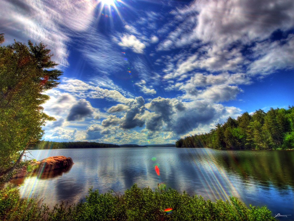 Ontario Launches New Shuttle for Summer Tourists Ontario Launches New Shuttle for Summer Tourists