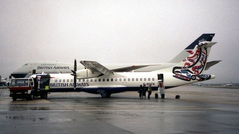 Over 900 Flights Disrupted at Heathrow and Gatwick Amid Storms on June 28 Over 900 Flights Disrupted at Heathrow and Gatwick Amid Storms on June 28