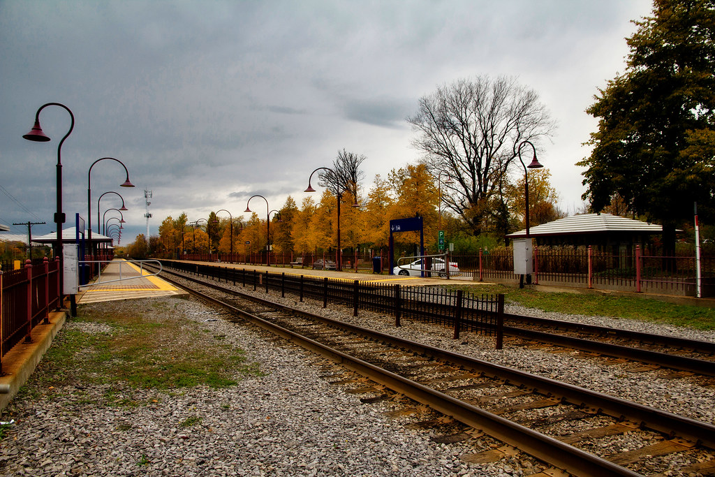 Quebec Parti Québécois Threatens to Exit High-Speed Rail Project Quebec Parti Québécois Threatens to Exit High-Speed Rail Project