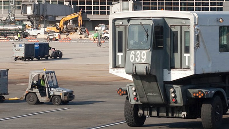 320+ Flights Cancelled and 2,500 Delayed Across US States on July 5, 2026 320+ Flights Cancelled and 2,500 Delayed Across US States on July 5, 2026