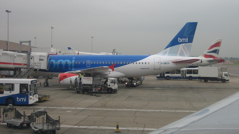 52 US Flights Cancelled and 382 Delays Disrupt Airlines on July 9, 2026
