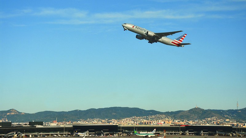 American Airlines Faces Over 1,100 Flight Delays Following FAA Ground Stop American Airlines Delays 1,100+ Flights Nationwide After IT Outage