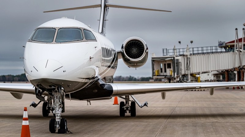 WestJet Allows Free Flight Changes as Strike Threat Looms for August 2, 2026 American Airlines ground stop triggers widespread cancellations