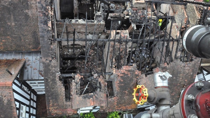 Two Firefighters Die Battling Mérignac Fire Near Bordeaux Airport Causing Delays Building Fire Near Bordeaux Airport Kills Two Firefighters and Delays Flights