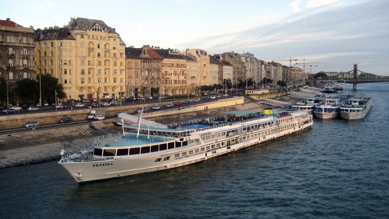 European River Cruises Face Heat Wave Disruptions and Danube Lock Collision Danube River Cruise Ship Hits Lock, Passengers Injured