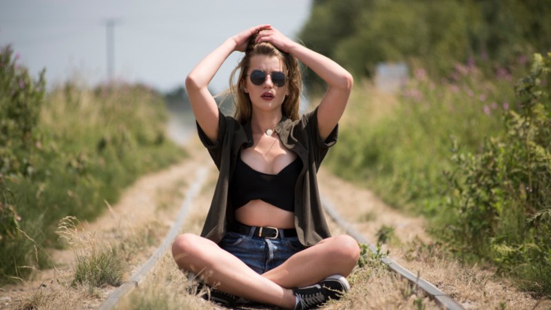 England Rail Services Slow Amid Heatwave and Soil Shrinkage from 10 August England Rail Networks Slow Due to Heatwave Impact