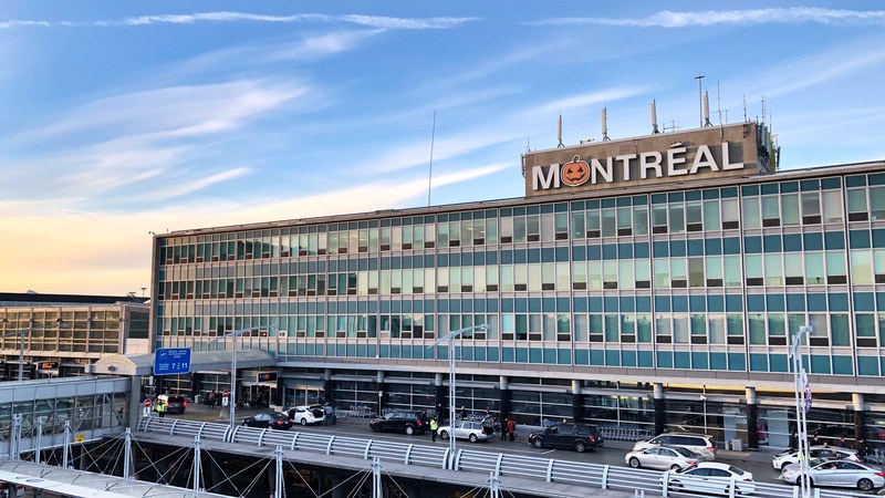U.S. Customs Suspended at Montréal-Trudeau, 20 U.S. Flights Cancelled Montreal Airport Cancels Flights After US Customs Disrupted by Odour