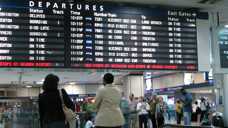 Over 300 Flight Cancellations and 700 Delays Hit Northeast and Southeast US Over 300 Flight Cancellations and 700 Delays Hit Northeast and Southeast US