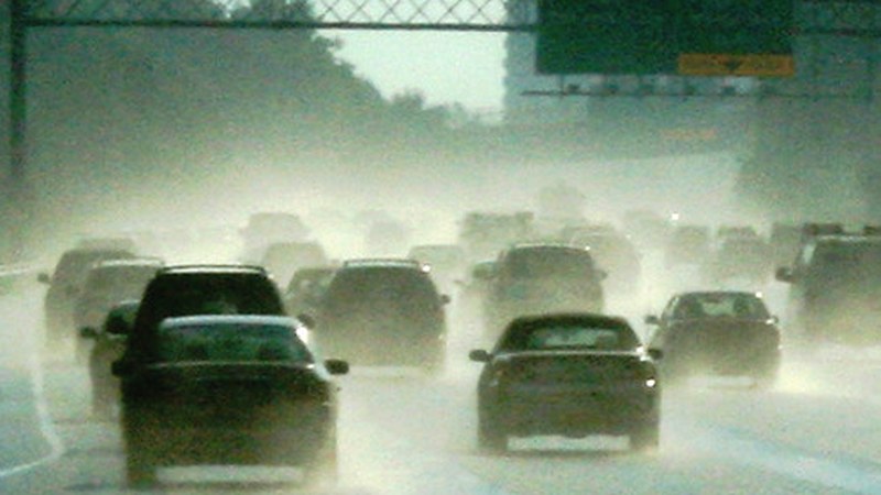 Storms and Staffing Issues Cause Major Flight Delays Across North America Storms and Staffing Issues Cause Major Flight Delays Across North America