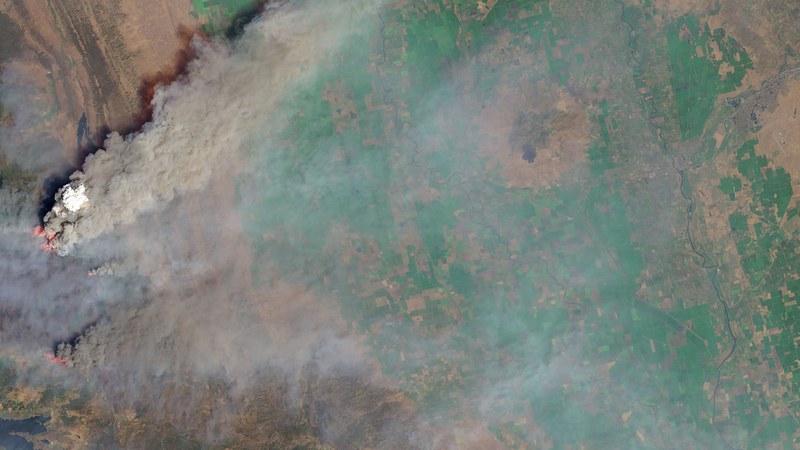 Canadian Wildfire Smoke Delays Over 10,700 US Flights on July 17, 2026 Wildfire Smoke From Canada Delays 10,700 U.S. Flights Today