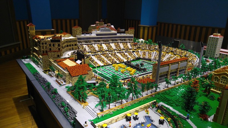 Over 15,000 Attend Lego Exhibition at Peterborough Cathedral 15,000+ Attend Lego Exhibition at Peterborough Cathedral