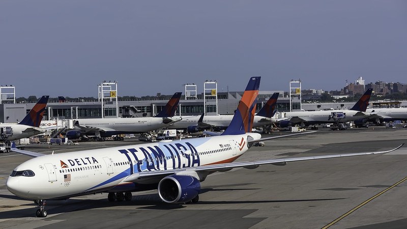 Delta Ends JFK Nonstop Flights to 3 Hubs, Adds RDU-RSW Service Delta Ends JFK Nonstop Flights to Major US Hubs