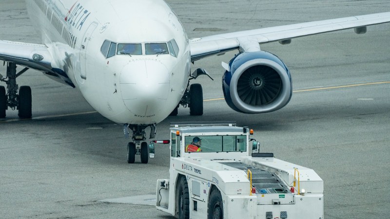 FAA Ground Stop Forces Major Delta Flight Cancellations at Atlanta FAA Ground Stop Causes Delta Flight Disruptions at Atlanta