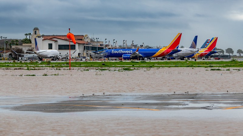Flooding Closes Roads to Heathrow Terminals 2 and 3 on 15 August 2026 Flight Delays and Disruptions at Heathrow Due to Flooding From Burst Main