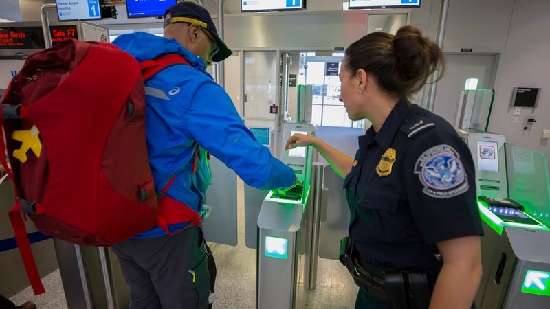 Hamad International and Qatar Airways Deploy Biometric Fast Pass with 700+ Touchpoints Hamad International and Qatar Airways Activate Biometric Fast Pass System