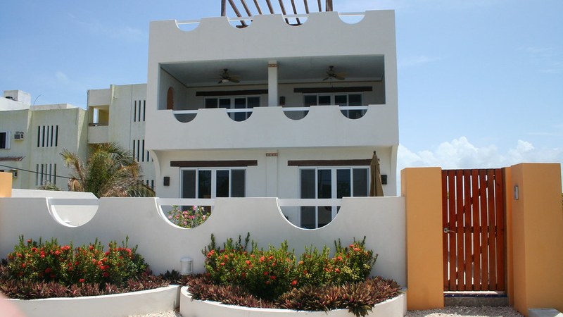 Hilton Opens Adults-Only Amàre Cancún Resort with 429 Suites Hilton Opens Adults-Only All-Inclusive Cancun Resort with 429 Suites