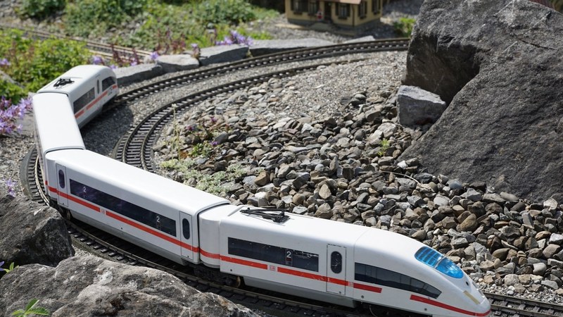 Indonesia’s Finance Ministry to Acquire 60% Stake in Whoosh Operator KCIC Indonesia Takes Majority Stake in Whoosh High-Speed Rail