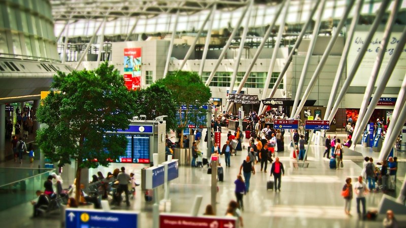 Porter Airlines Cancels Flight at Victoria After Child Refuses to Buckle Up Porter Airlines Cancels Flight Due to Child Refusing Seatbelt