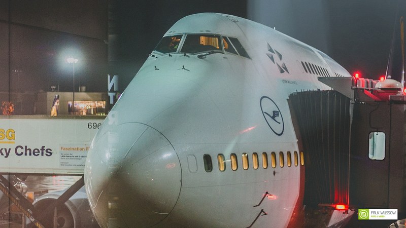 Porter Airlines Cancels Flight After Child Refuses Seat Belt in Canada Porter Airlines Cancels Flight Over Child's Seat Belt Refusal