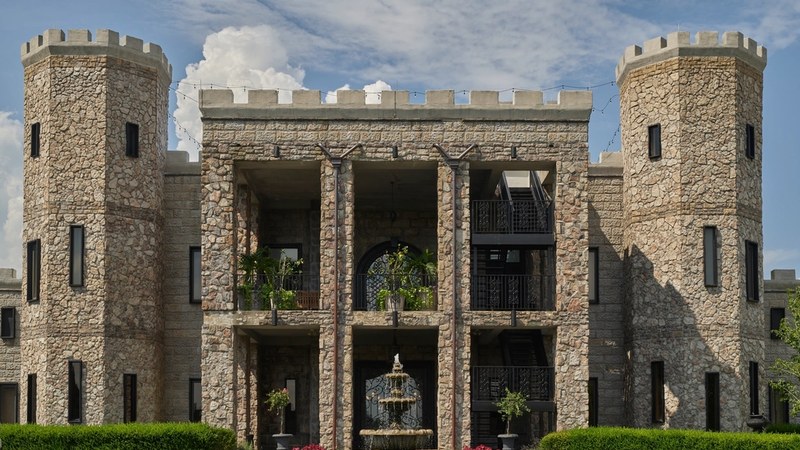 Marriott to Open First Urban Ritz-Carlton Reserve Shanghai in 2030 Ritz-Carlton Reserve Debuts in Shanghai