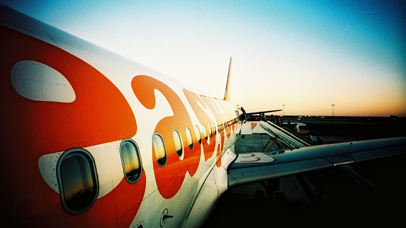 Ryanair and Google Cloud Agree Five-Year AI Expansion Deal Ryanair Signs Five-Year Google Cloud Deal to Expand AI Use