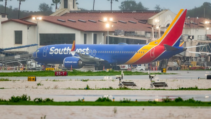 Thunderstorms Trigger Over 1,300 Flight Delays and 150 Cancellations at NYC Airports Storms Trigger FAA Ground Stop at Newark, Delays 1,700+ Flights