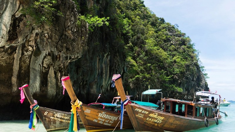 Thailand Adds Tourist Fee, Reduces Visa-Free Stay to 30 Days in 2026 Thailand Updates Tourist Fees, Reduces Visa-Free Stay to 30 Days