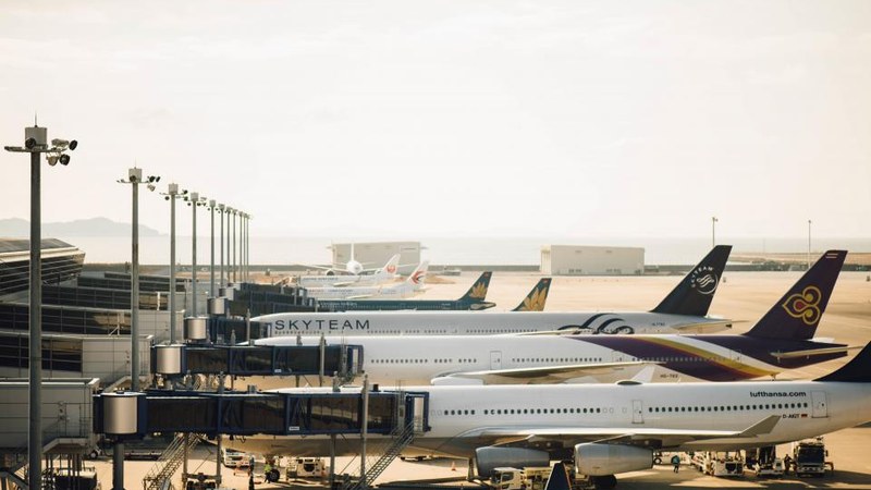 Ground Stop Due to Thunderstorms Halts Departures at Chicago O’Hare Thunderstorms Prompt Ground Stop at O'Hare Airport Causing Flight Delays