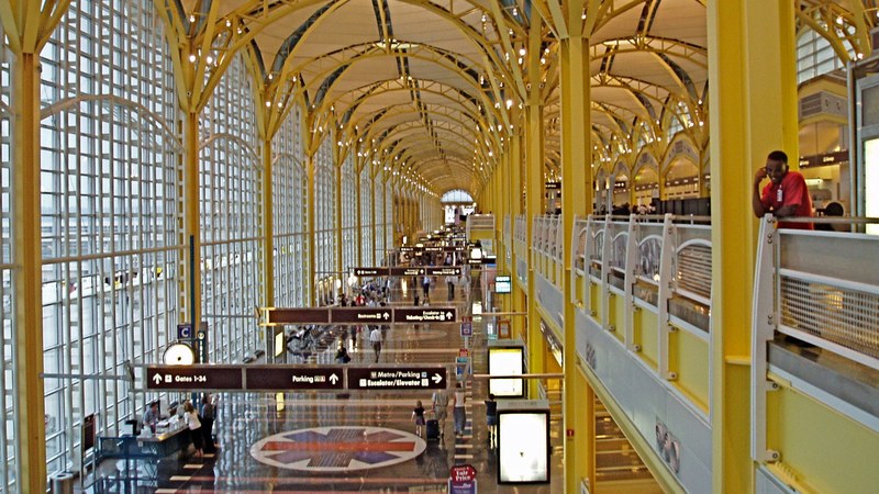 Thunderstorms Delay Flights 35 Minutes at Reagan National Airport Thunderstorms Trigger Flight Delays at Washington D.C.’s Reagan National Airport Today