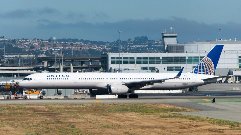 United Airlines Delays Houston-Venezuela Flight Restart United Airlines Delays Houston-Venezuela Flights Restart After Earthquakes