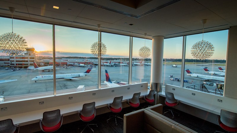 Flight Delays Near Two Hours Persist at Atlanta Hartsfield-Jackson After Ground Stop Lifted Atlanta Airport Flight Delays Continue Nearly Two Hours After Ground Stop