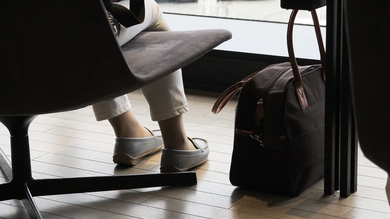 NATS System Failure Cancels 1,000 UK Flights, Australian Passengers Stranded Australian Passengers Overnight at Heathrow After Cancellation