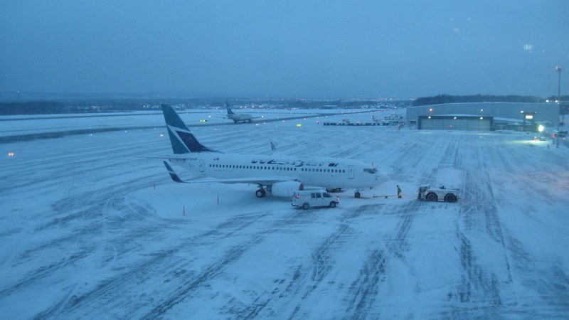 Boston Logan Airport Sees 520 Flight Delays and Cancellations on September 28 Boston Logan Sees 400+ Flight Delays and Cancellations Today