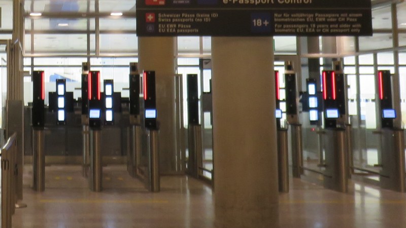 Air Canada Pilots Mobile Facial ID Gates at Toronto Pearson Dubai Airport Introduces ‘Click and Travel’ for 15-Second Immigration Clearance