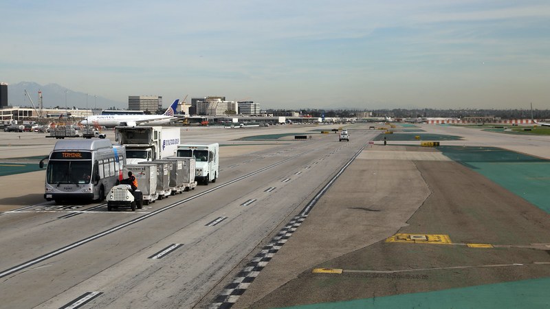 FAA Ground Stops Cancel 600+ Flights at Newark, Delay Flights at JFK, LaGuardia, Philadelphia FAA Outage Causes Ground Stops and Delays at Major NYC Airports